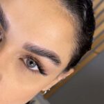 لنز رنگی ان کی مدل لیو آستر